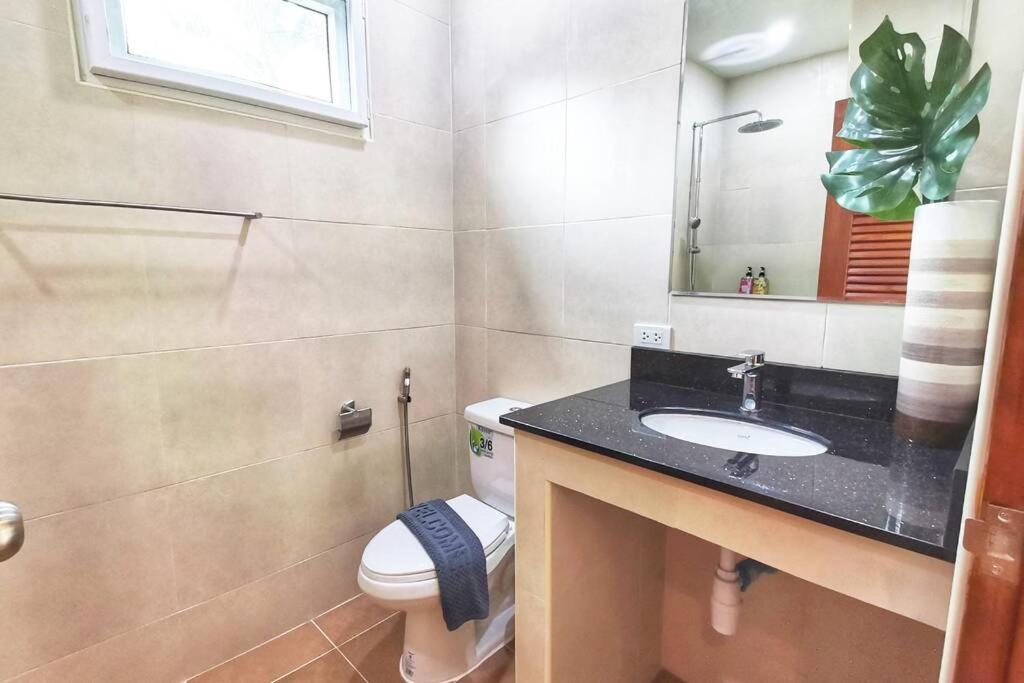 Anb Poolvilla 3Br Walk Private Beach In Pratamnak Pattaya Extérieur photo