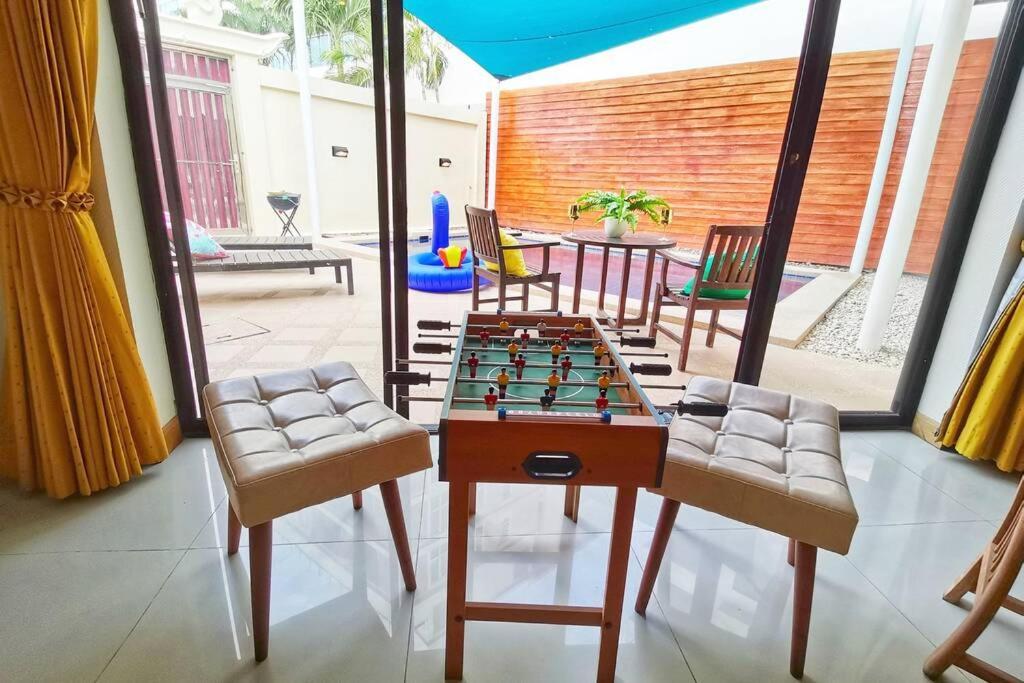 Anb Poolvilla 3Br Walk Private Beach In Pratamnak Pattaya Extérieur photo